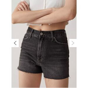 BDG Girlfriend High-Waisted Denim Short Black Size 25